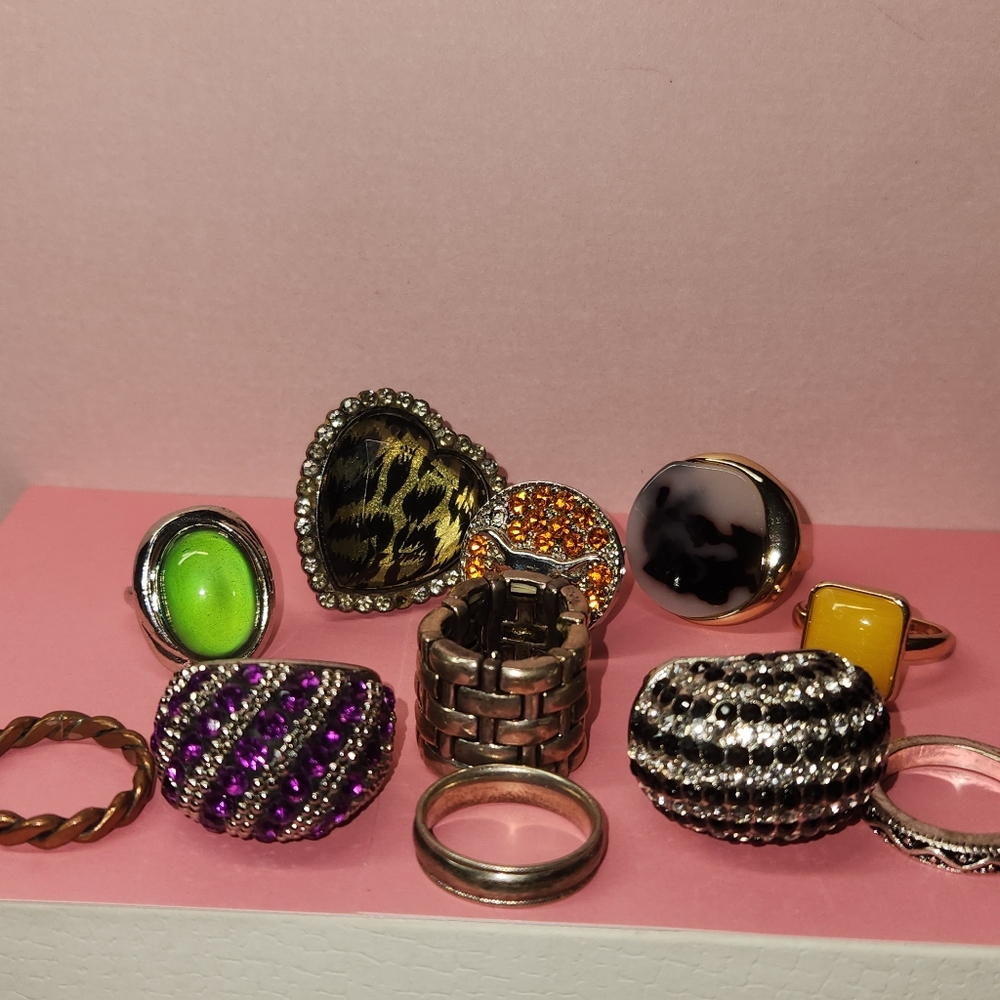 #6 LOT 11 VINTAGE RING, SILVER& GOLD TONE RHINESTONE, SIZE 7,7.5, 8